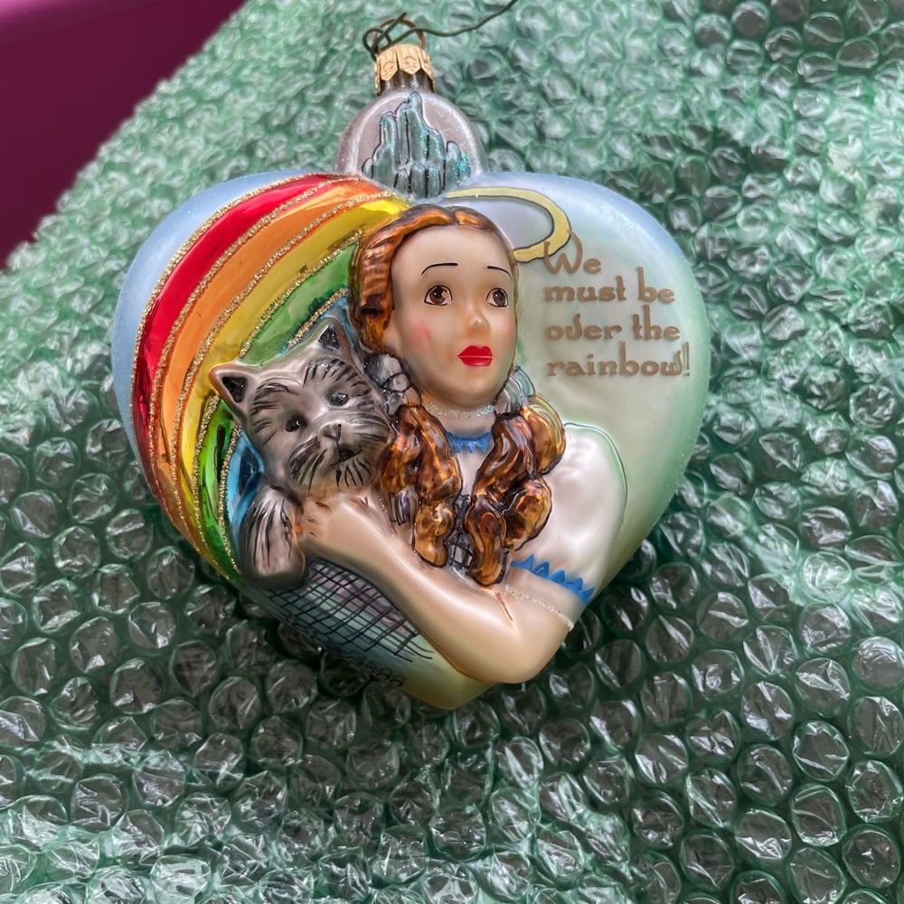 Polonaise Wizard Of Oz Dorthy & Toto Heart-Shaped Ornament with Rainbow
